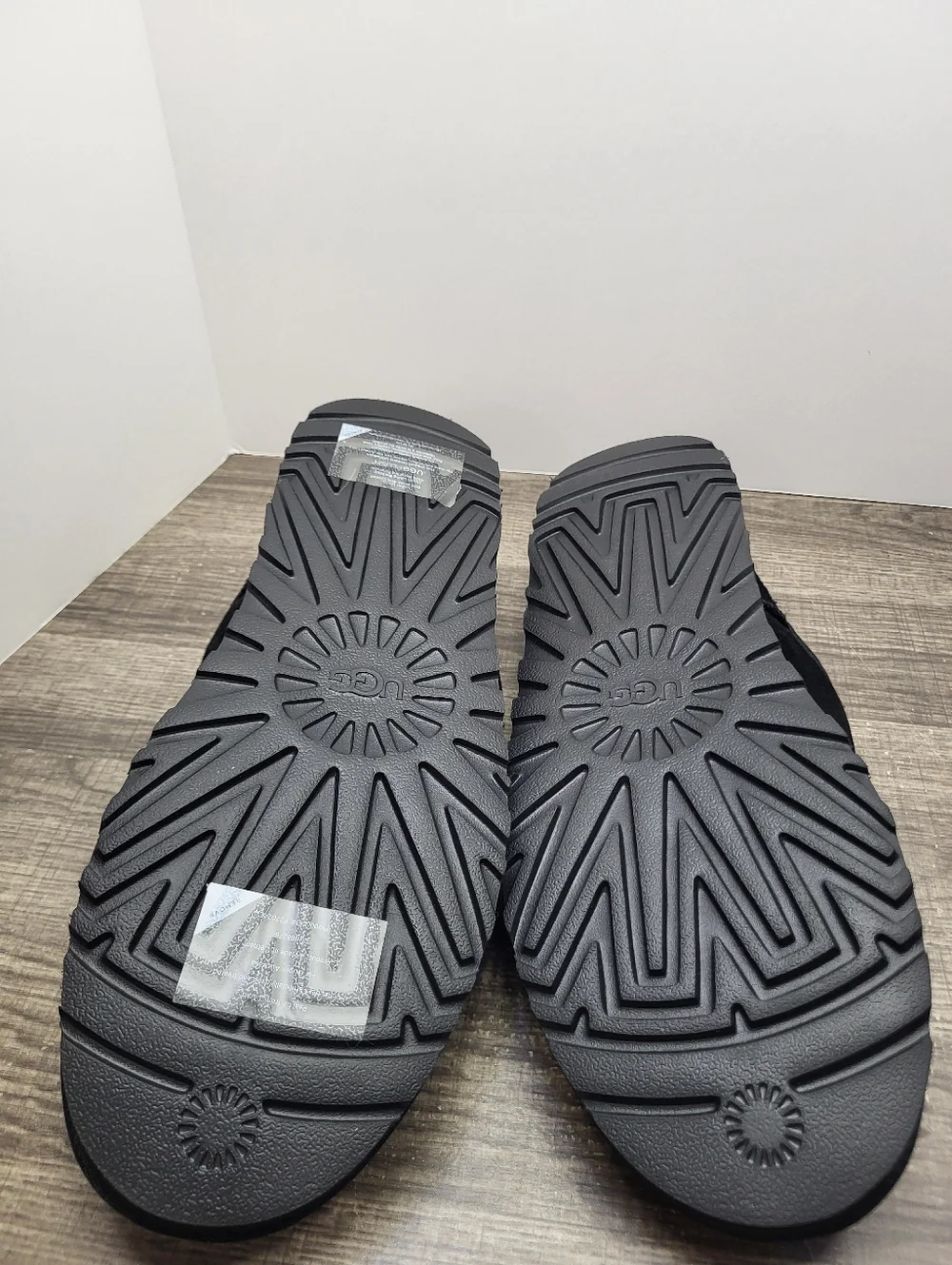 UGG classic slipon